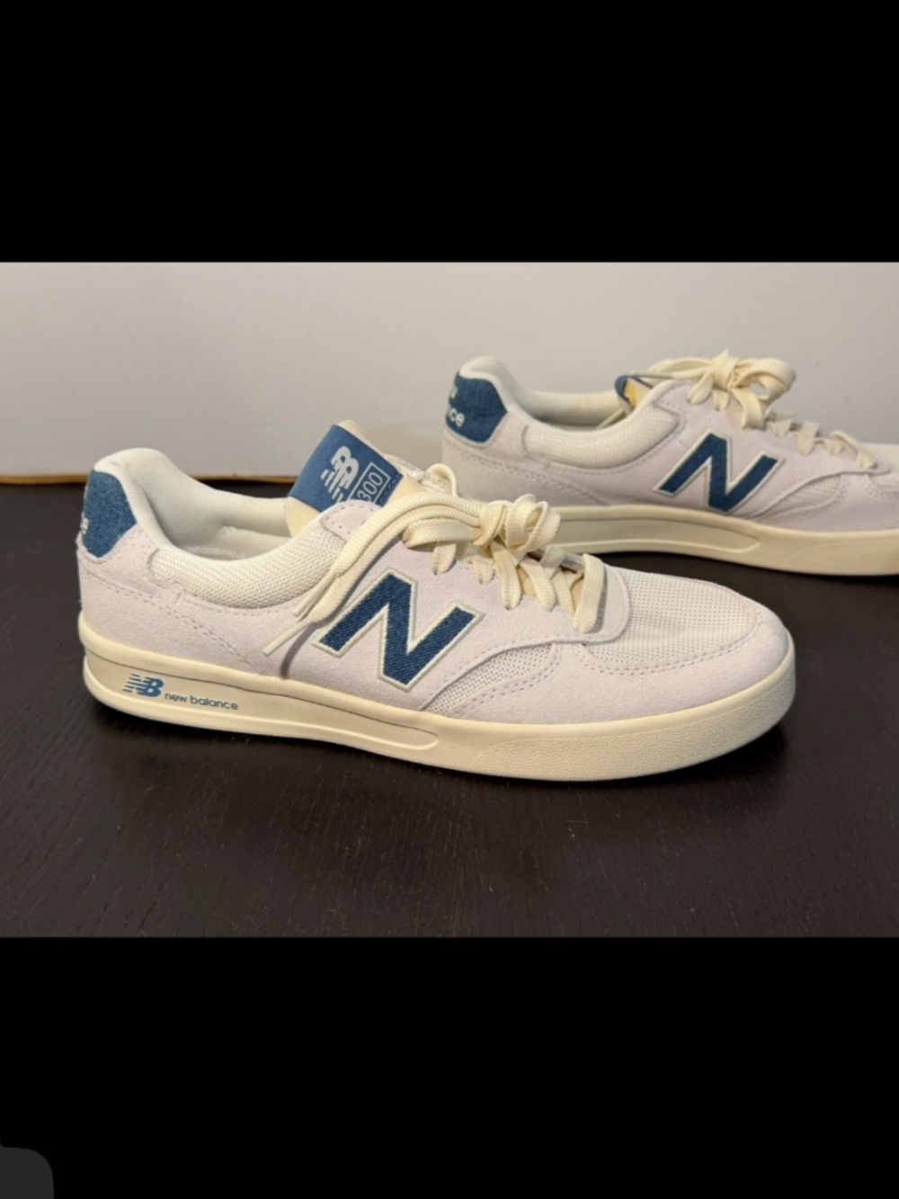 NWOT New Balance Classics 300 Court Shoes Reflection/Heron Blue Mens 8.5